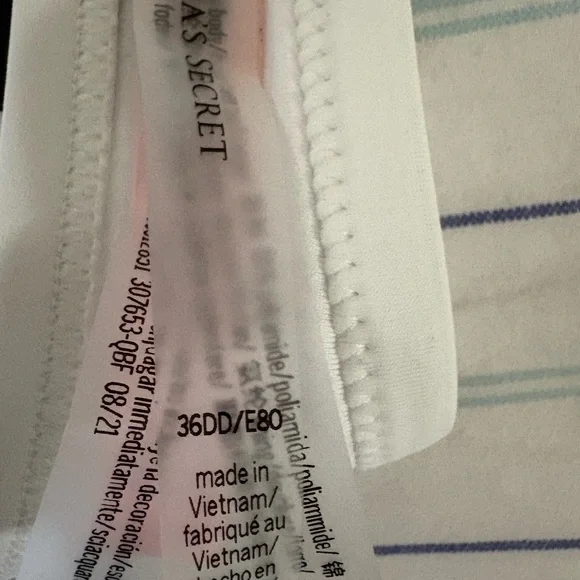 New Victoria’s Secret White Capri Ruffle Halter Bikini Swim Top Size 36DD - Picture 11 of 14